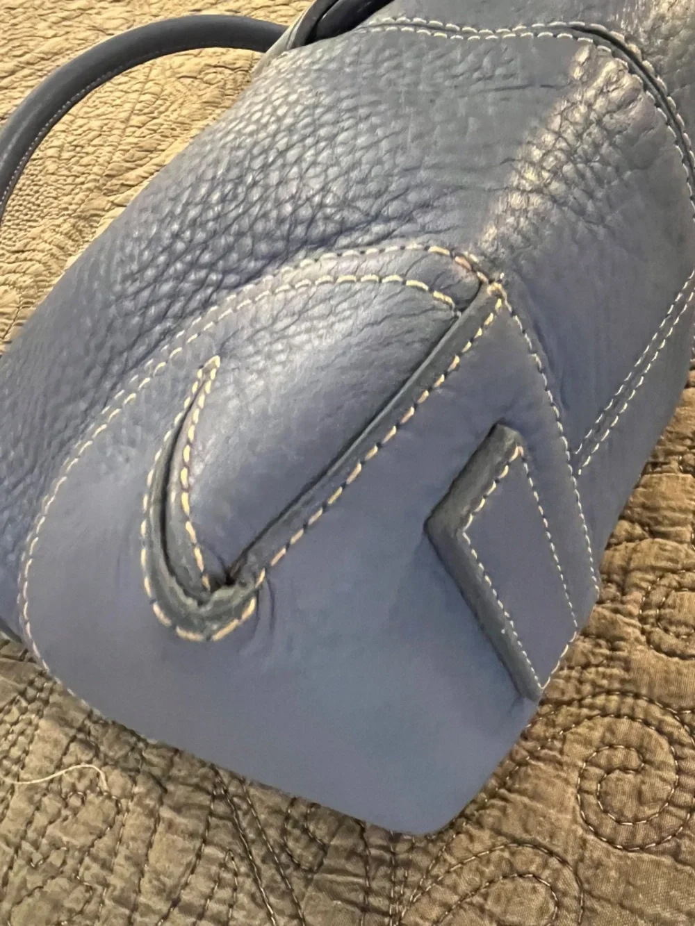 Ann Taylor Periwinkle Light Blue Pebbled Leather Magnetic Clasp Handle Clutch